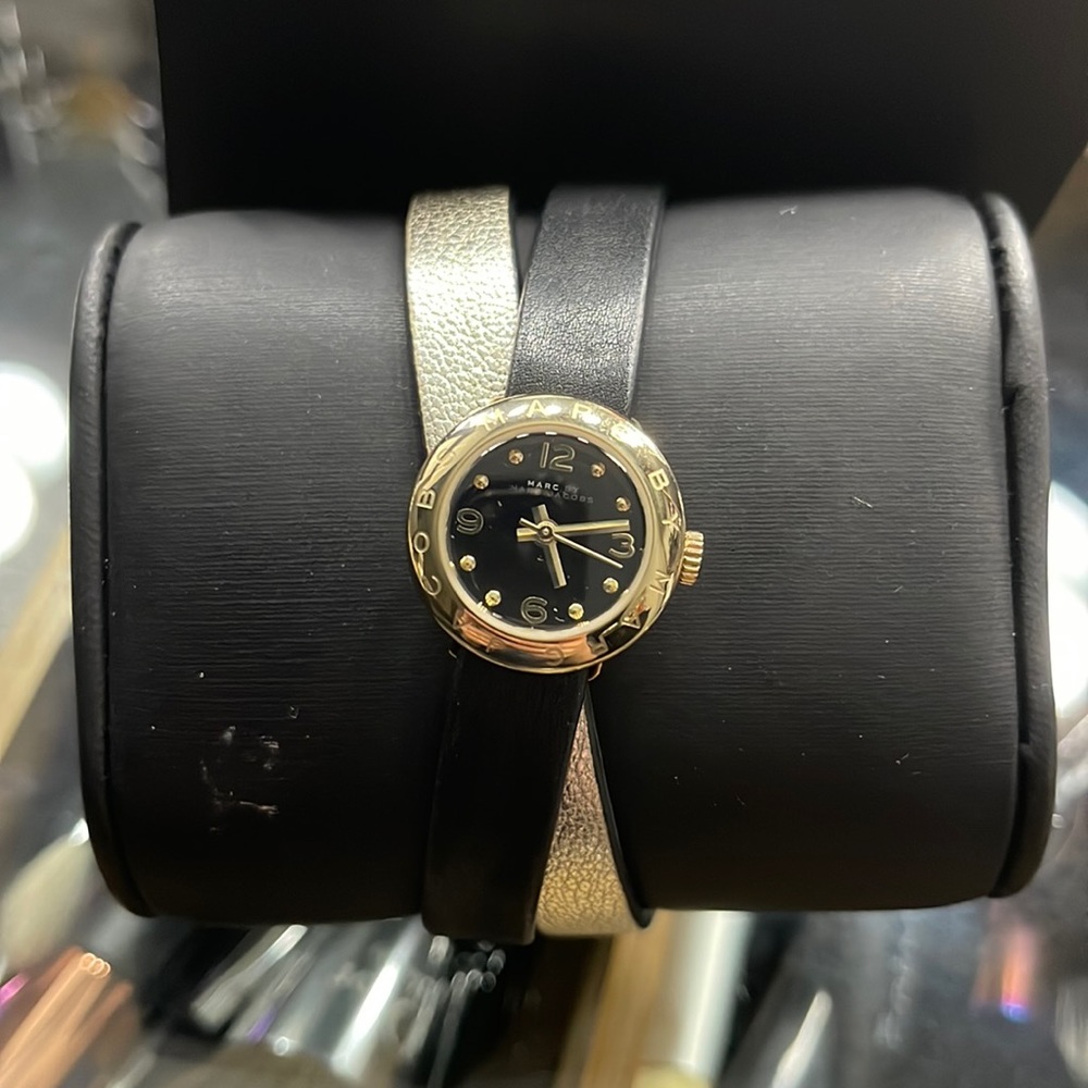 Marc by Marc Jacobs Leather strap watch